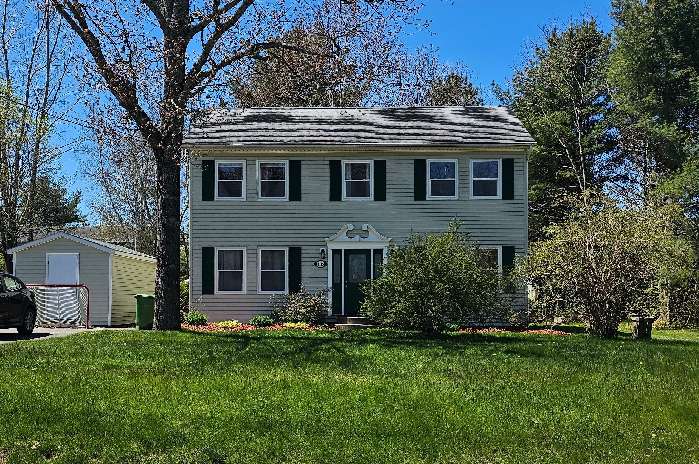 1785 Drummond Drive