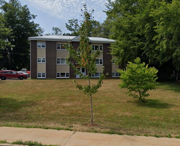 105 Champlain Drive - 6