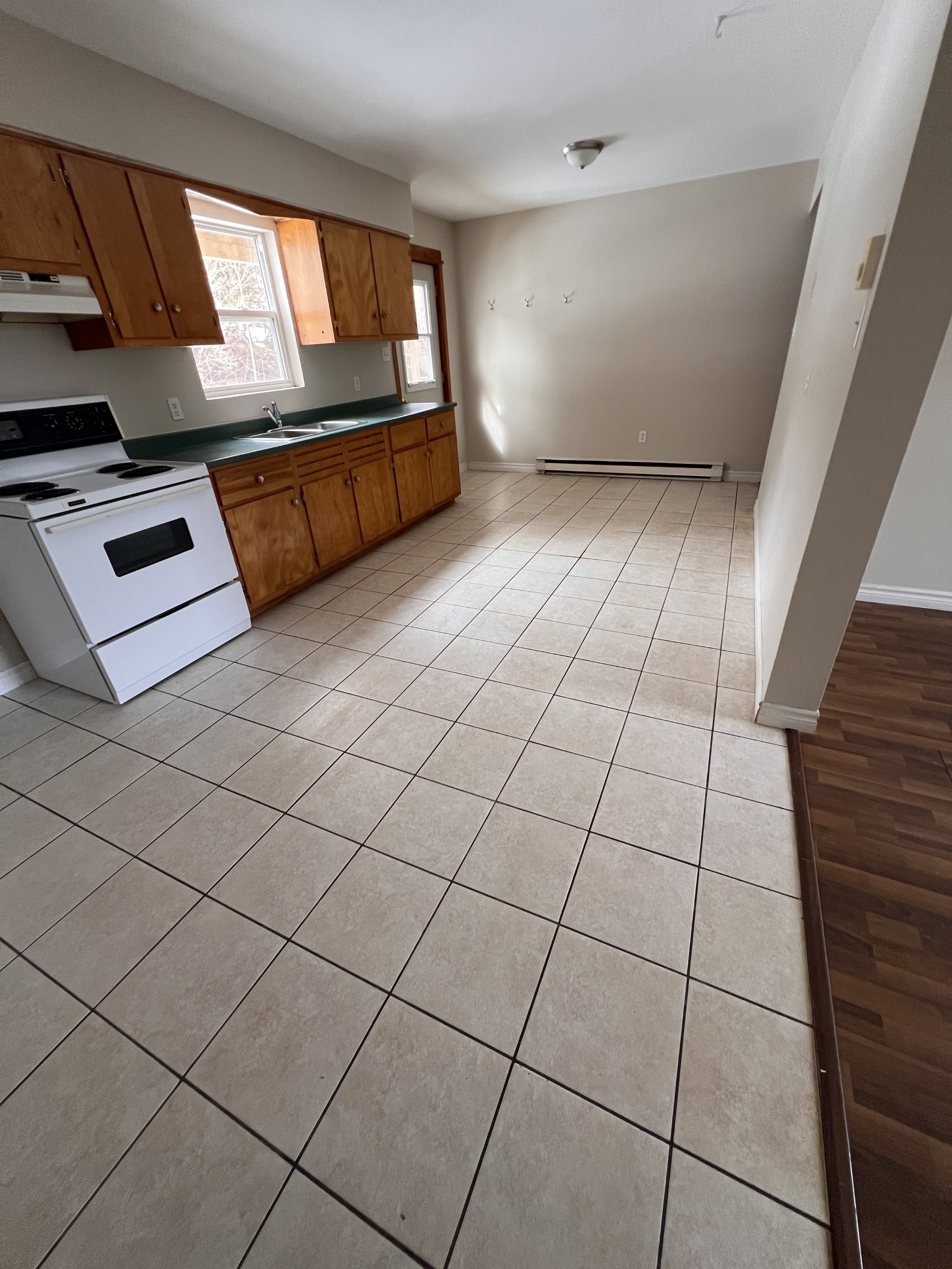 178 Gaspereau Ave - 2